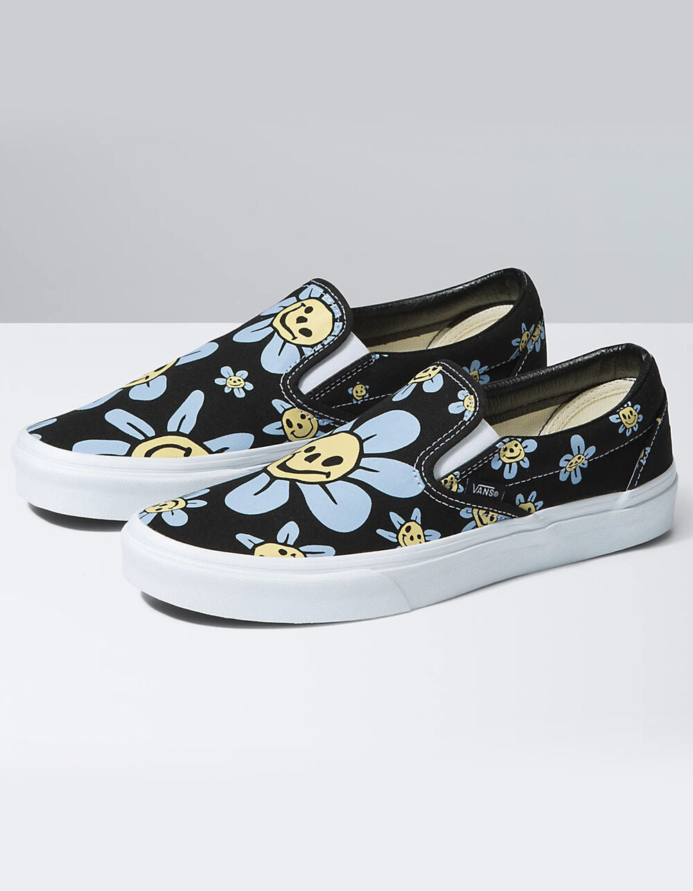 Blue Flowers Classic Slip-On Shoes