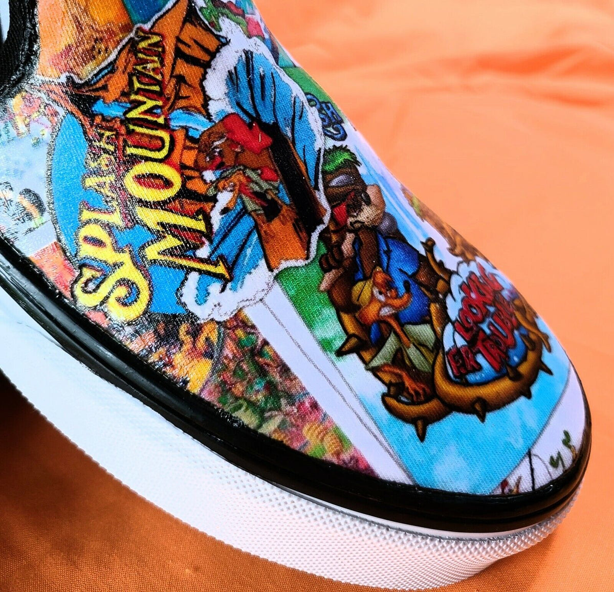 Classic Hand Details Slip-Ons