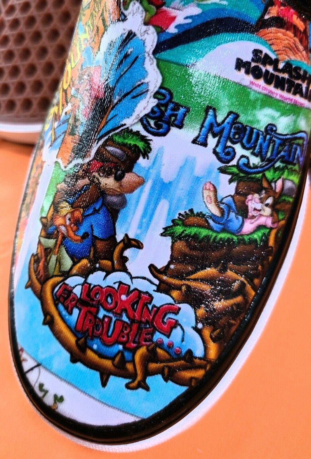 Classic Hand Details Slip-Ons