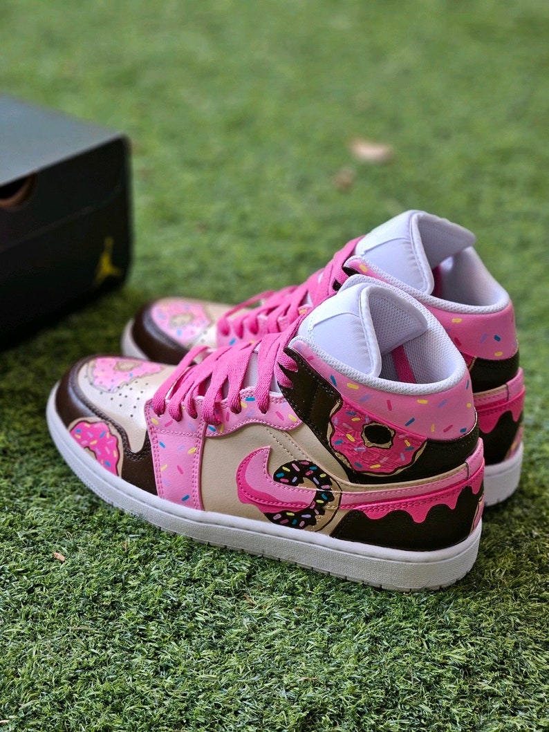 DONUTS Hand paintedJd1s Sneakers